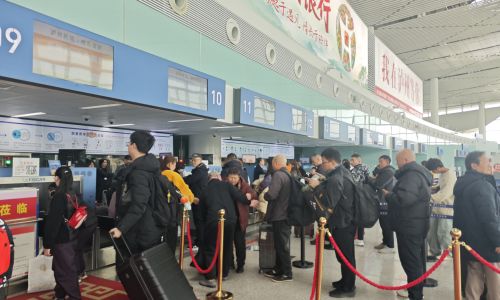 泸州机场春运首周客货平稳有序