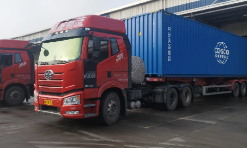 赋能综保区 激活贸易新动能|泸州交投物流公司自营进口红酒顺利入区