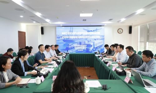 南京交通物流集团到泸州交通物流集团交流座谈 共商港口型国家物流枢纽建设